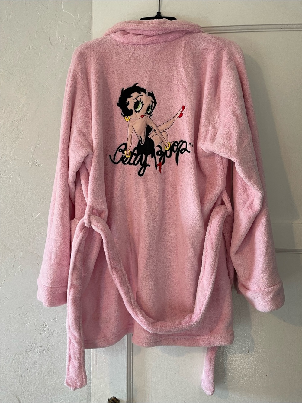 Vintage Y2K 2005 Betty boop pink robe